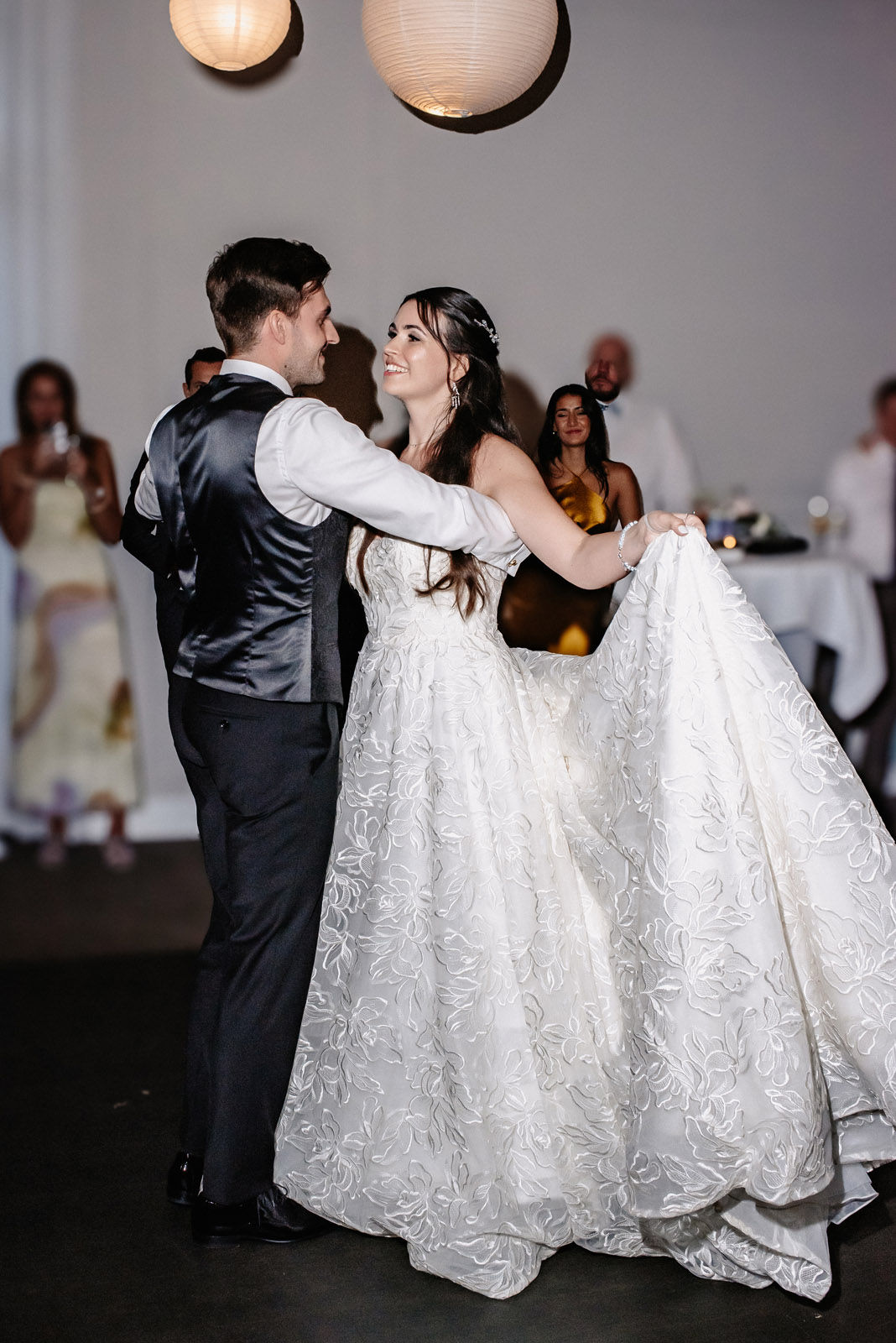 Wedding of Jennifer and Willem at Château De Raay in Baarlo, Netherlands — photograph 26