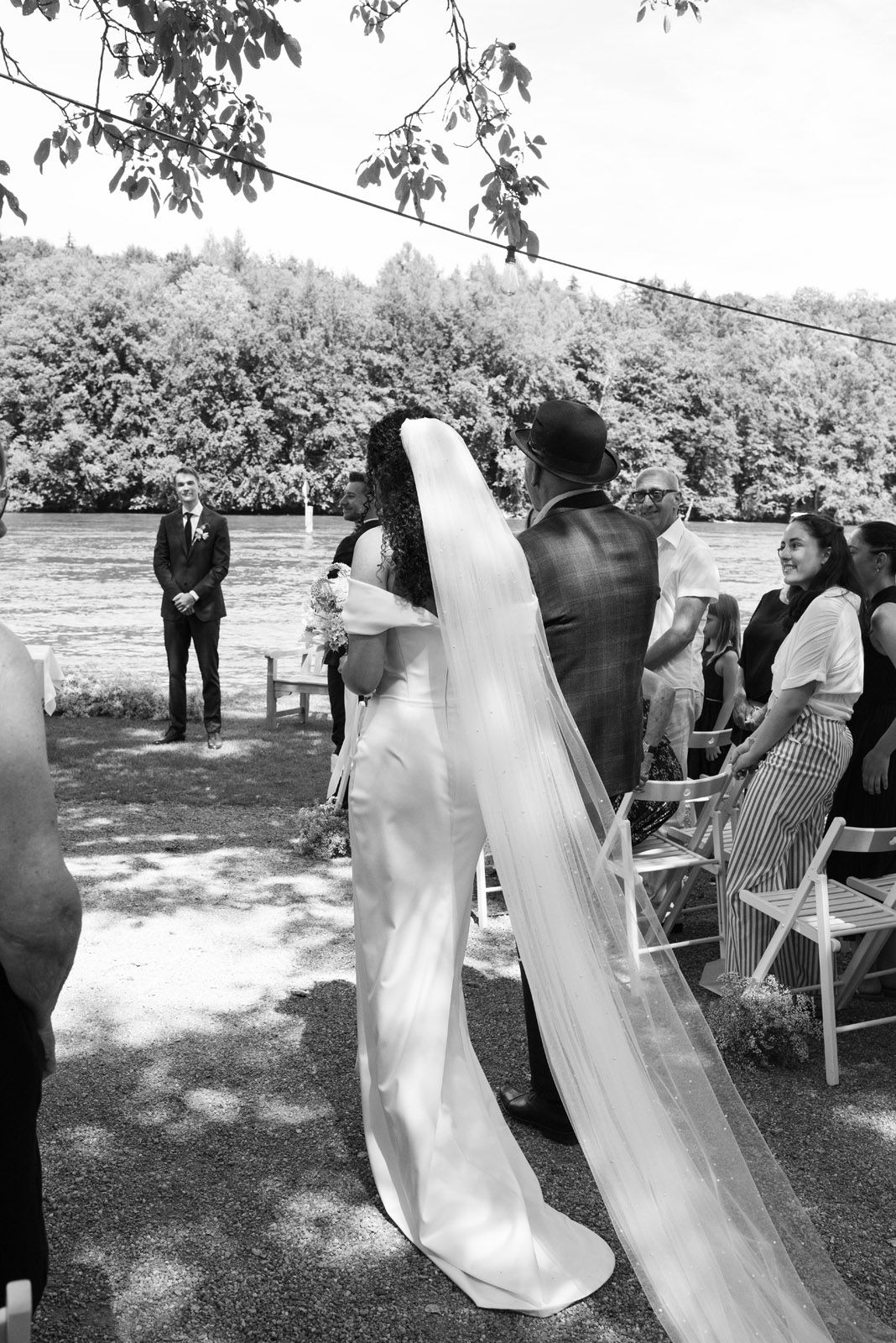 Wedding of Elisa and Dominik by the Rhine in Diessenhofen, Switzerland — photograph 20