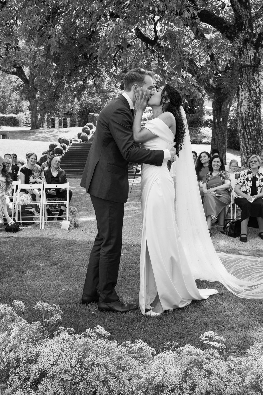 Wedding of Elisa and Dominik by the Rhine in Diessenhofen, Switzerland — photograph 37