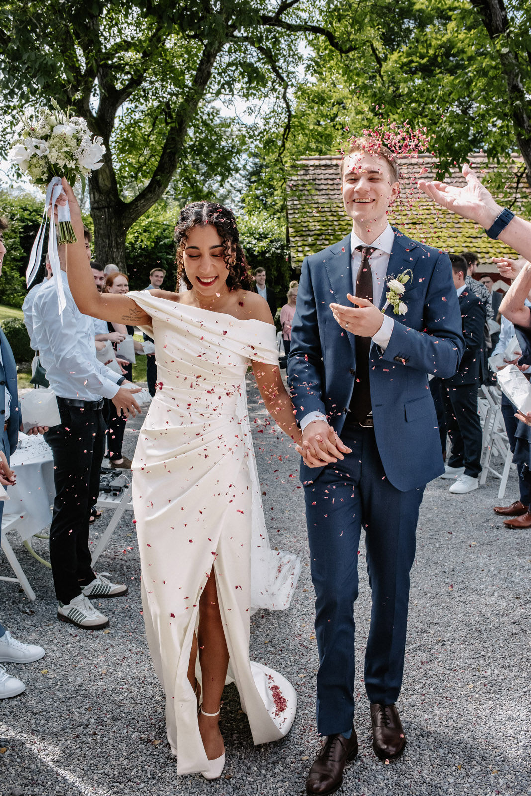 Wedding of Elisa and Dominik by the Rhine in Diessenhofen, Switzerland — photograph 47