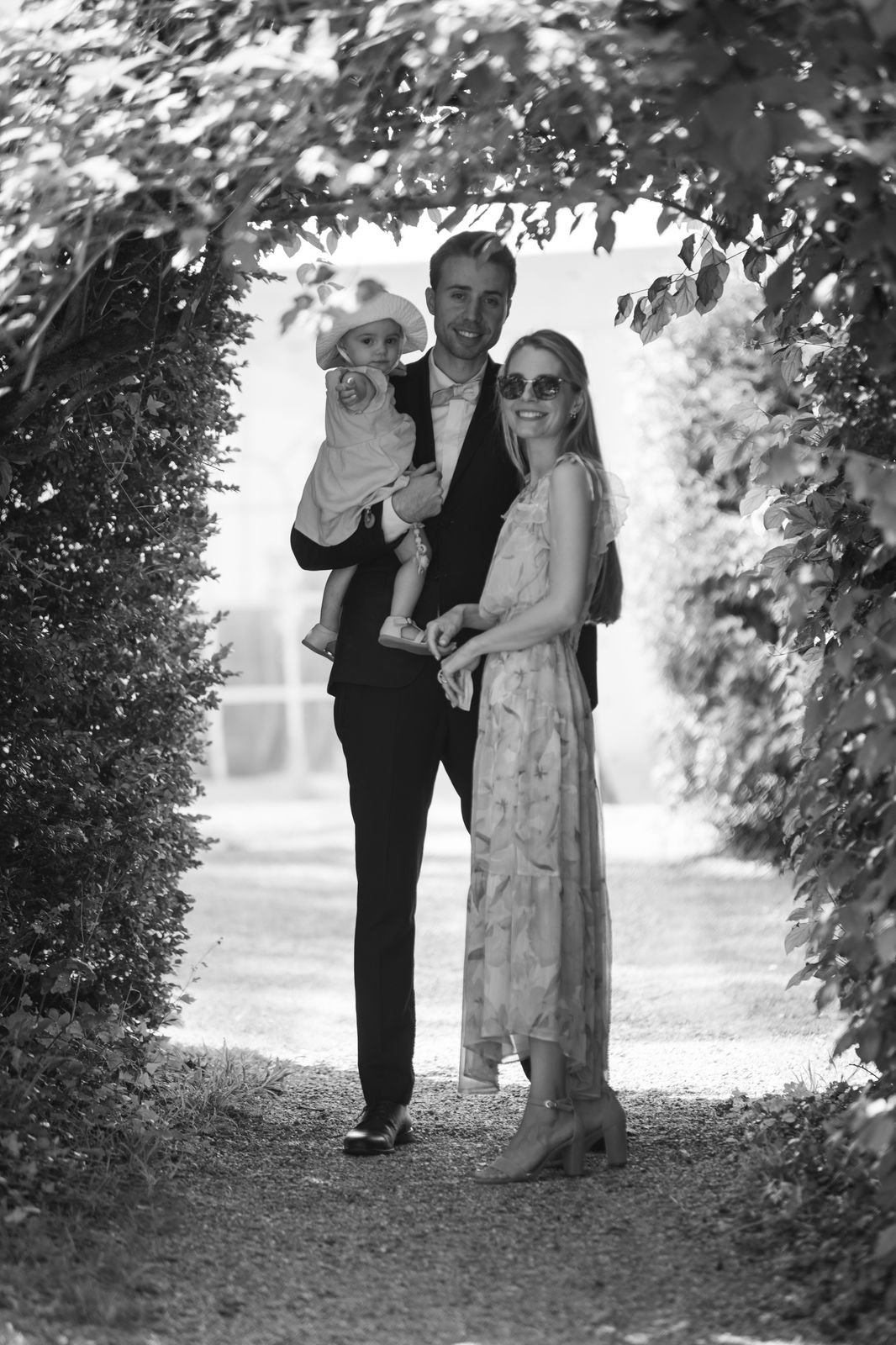 Wedding of Elisa and Dominik by the Rhine in Diessenhofen, Switzerland — photograph 75