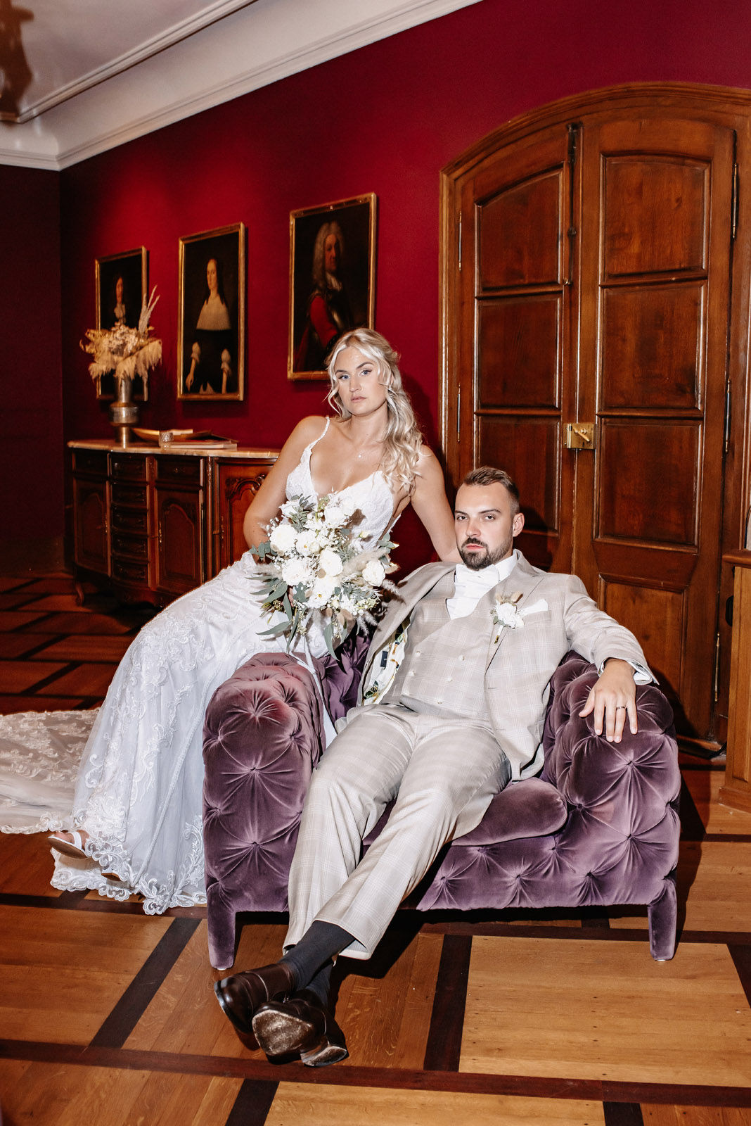 Wedding of Leonie and Robin at Schloss Hünigen, Switzerland — photograph 2
