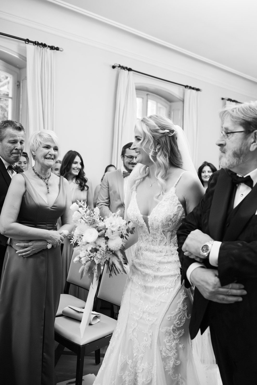 Wedding of Leonie and Robin at Schloss Hünigen, Switzerland — photograph 3