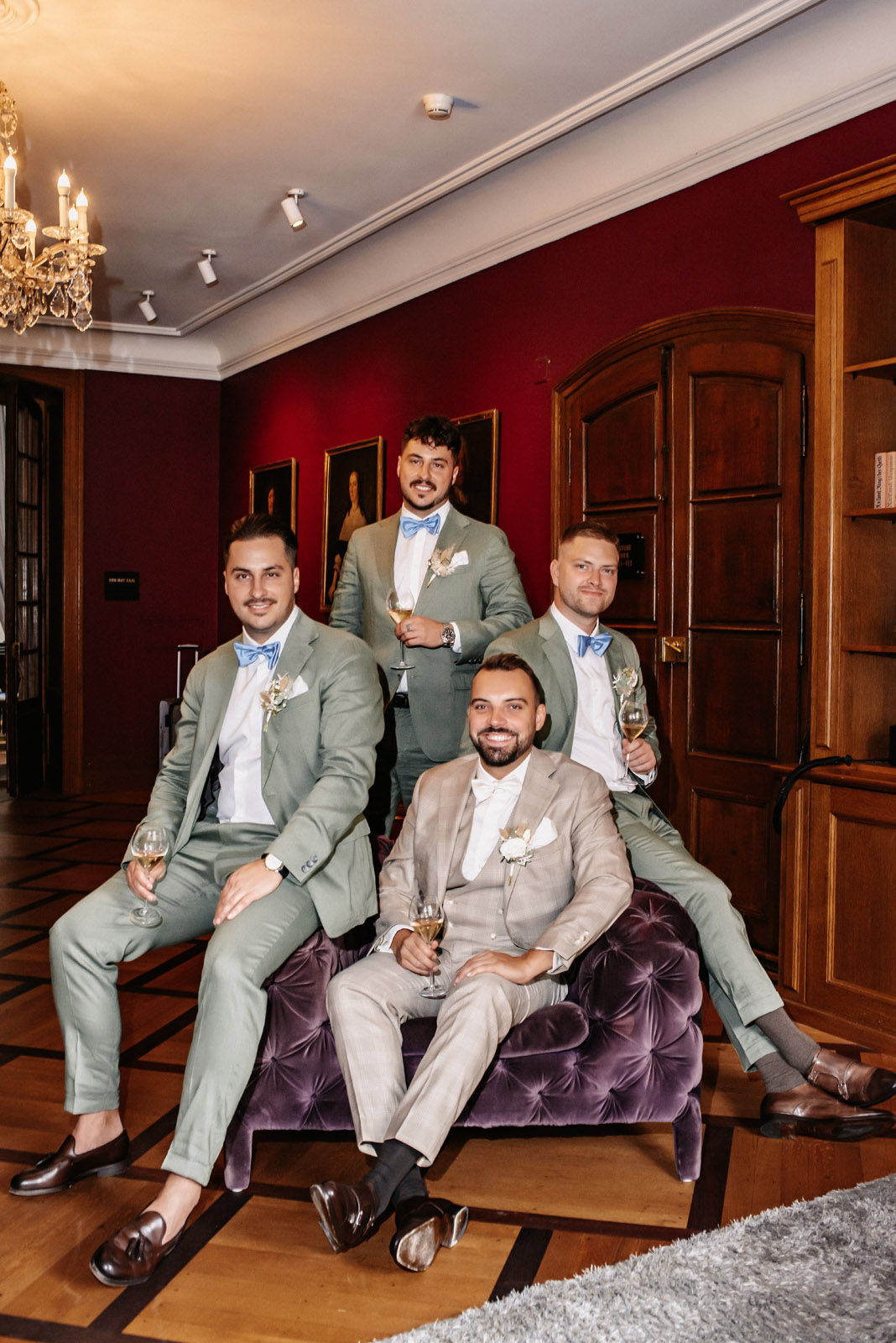 Wedding of Leonie and Robin at Schloss Hünigen, Switzerland — photograph 31