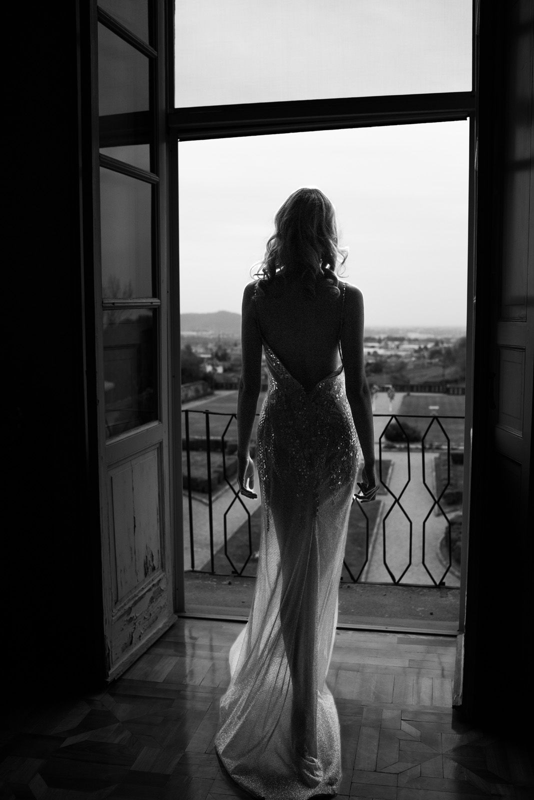 Black-and-white wedding of Nicole and Flavio at Villa Malliana near Lake Como — photograph 11