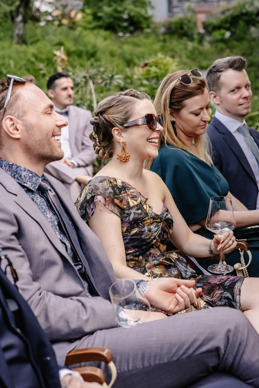 Vineyard wedding at the Mosel in warm evening light — photograph 23