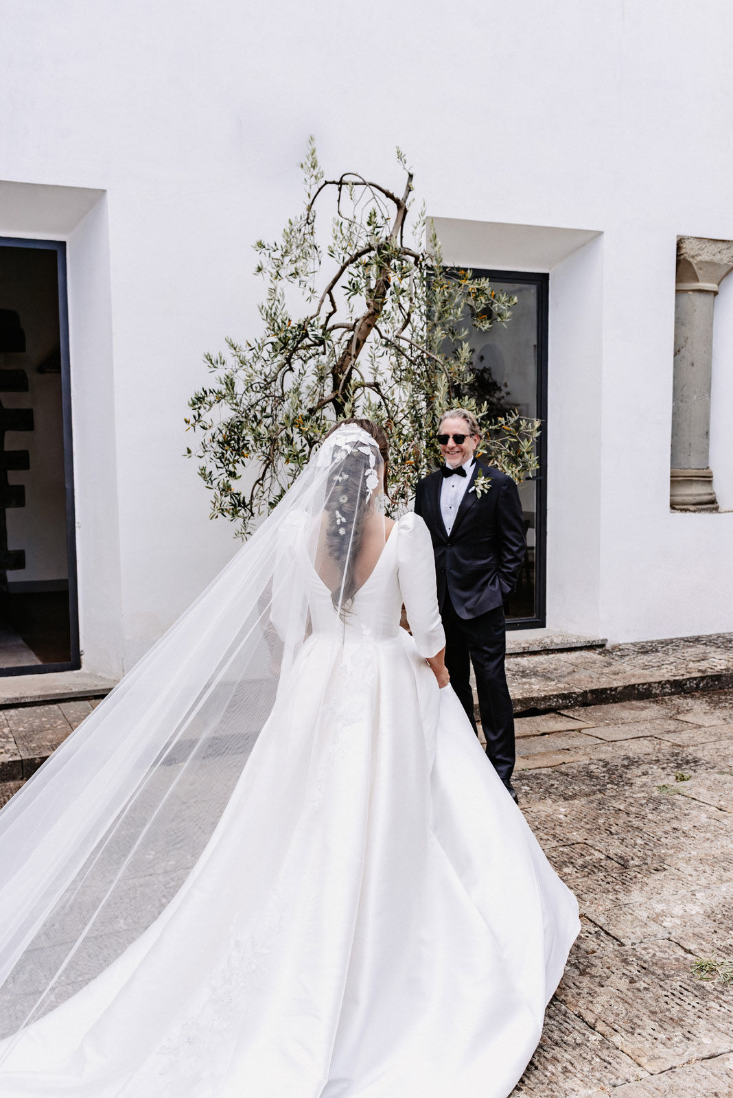 Three-day destination wedding of Fanni and Valentin in Tuscany, Italy — photograph 46