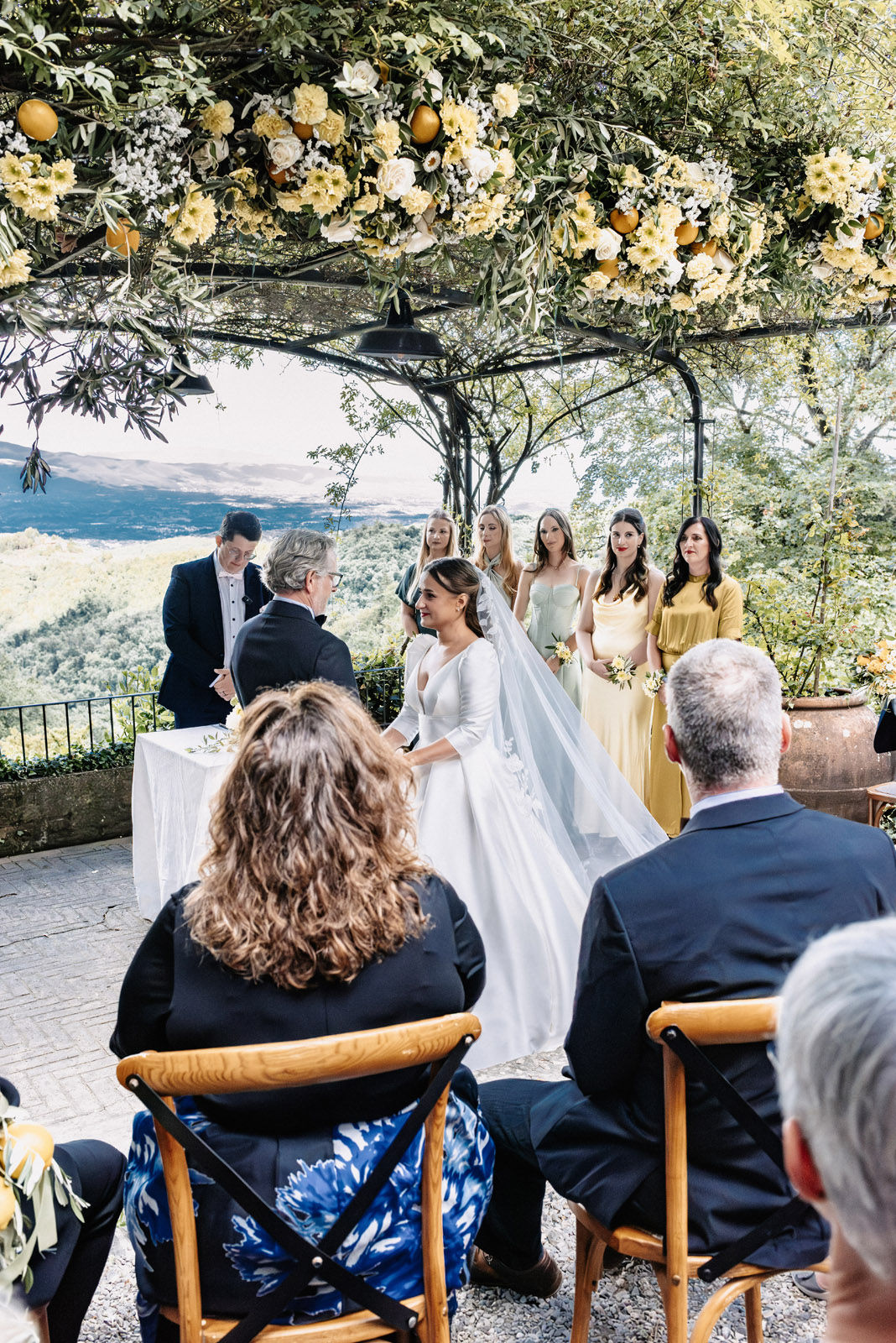 Three-day destination wedding of Fanni and Valentin in Tuscany, Italy — photograph 50