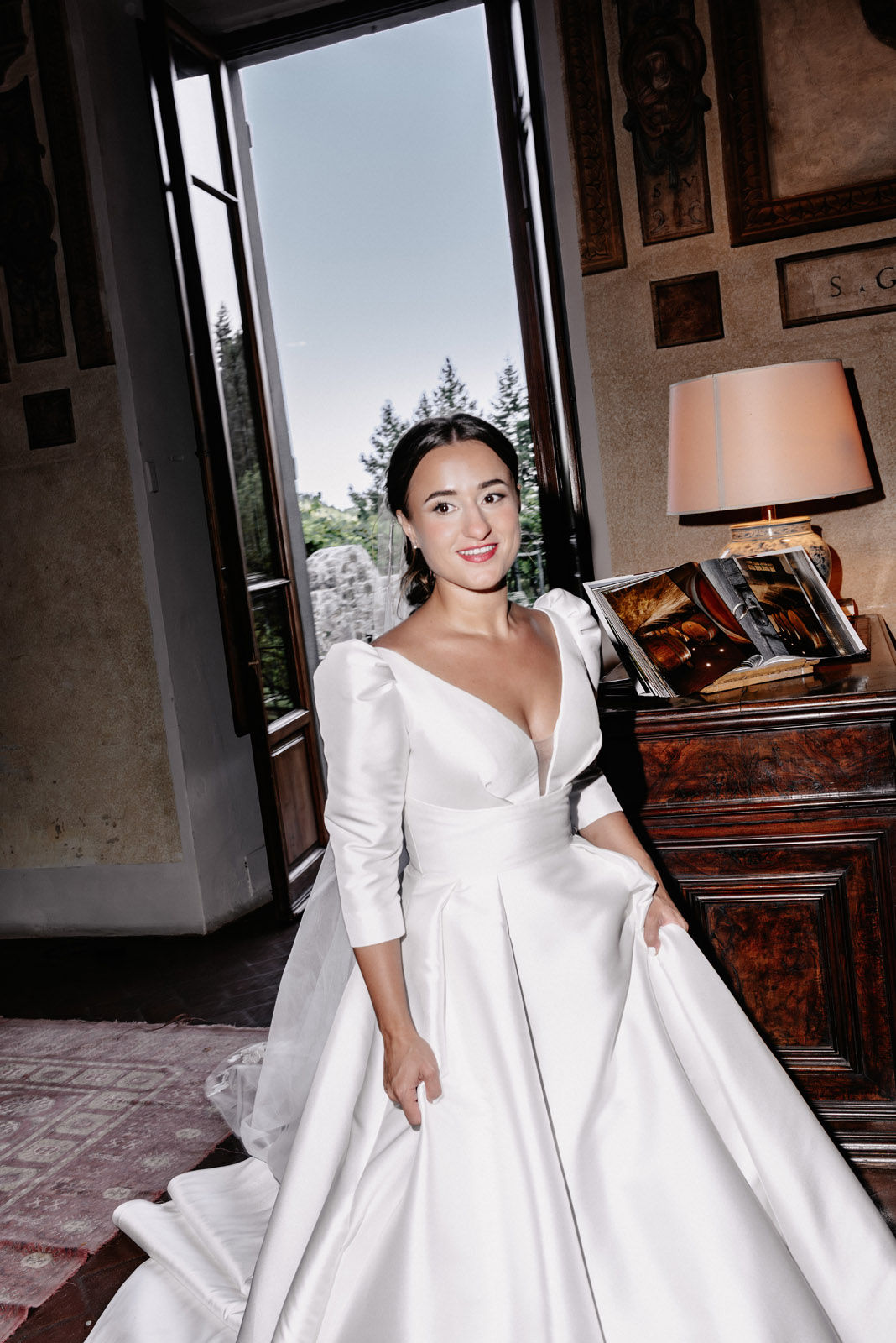 Three-day destination wedding of Fanni and Valentin in Tuscany, Italy — photograph 59