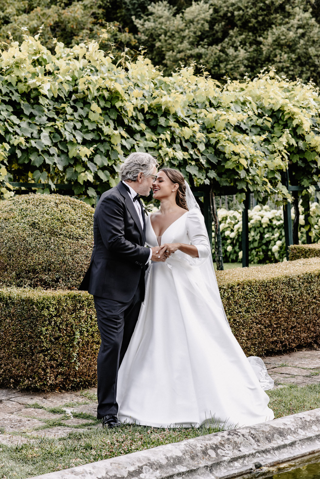 Three-day destination wedding of Fanni and Valentin in Tuscany, Italy
